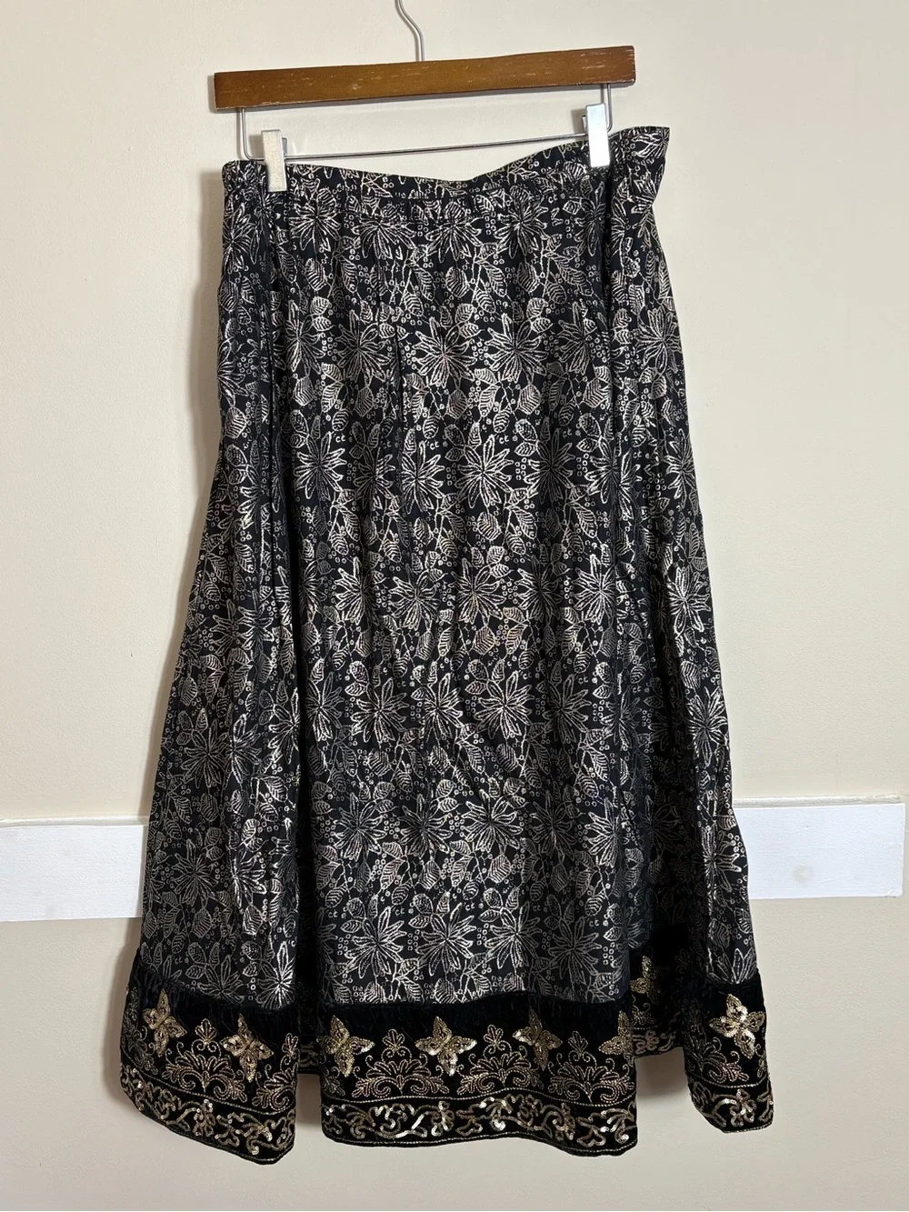 Soft Surroundings Petite Large Maxi Skirt Black Gold Velvet Sequin Boho Luxe - Picture 6 of 12